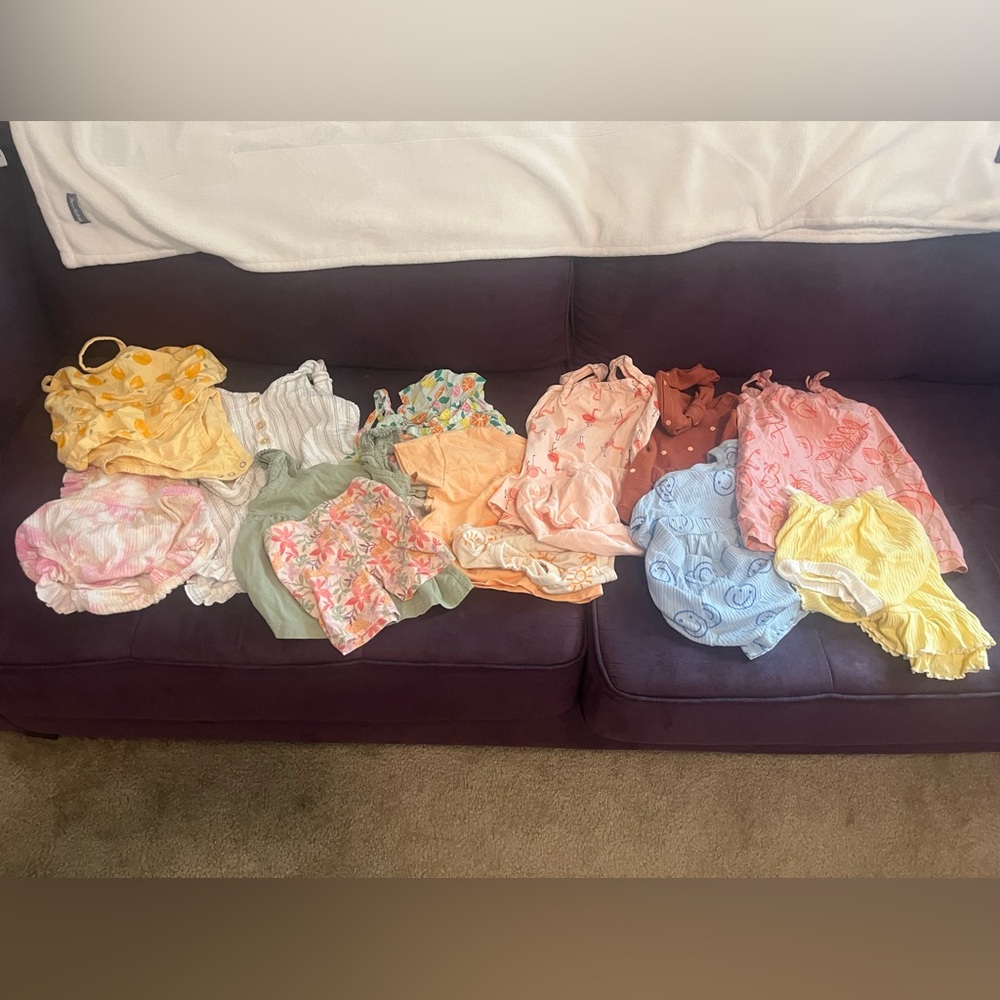 Baby girl 12months!!! 11 matching sets